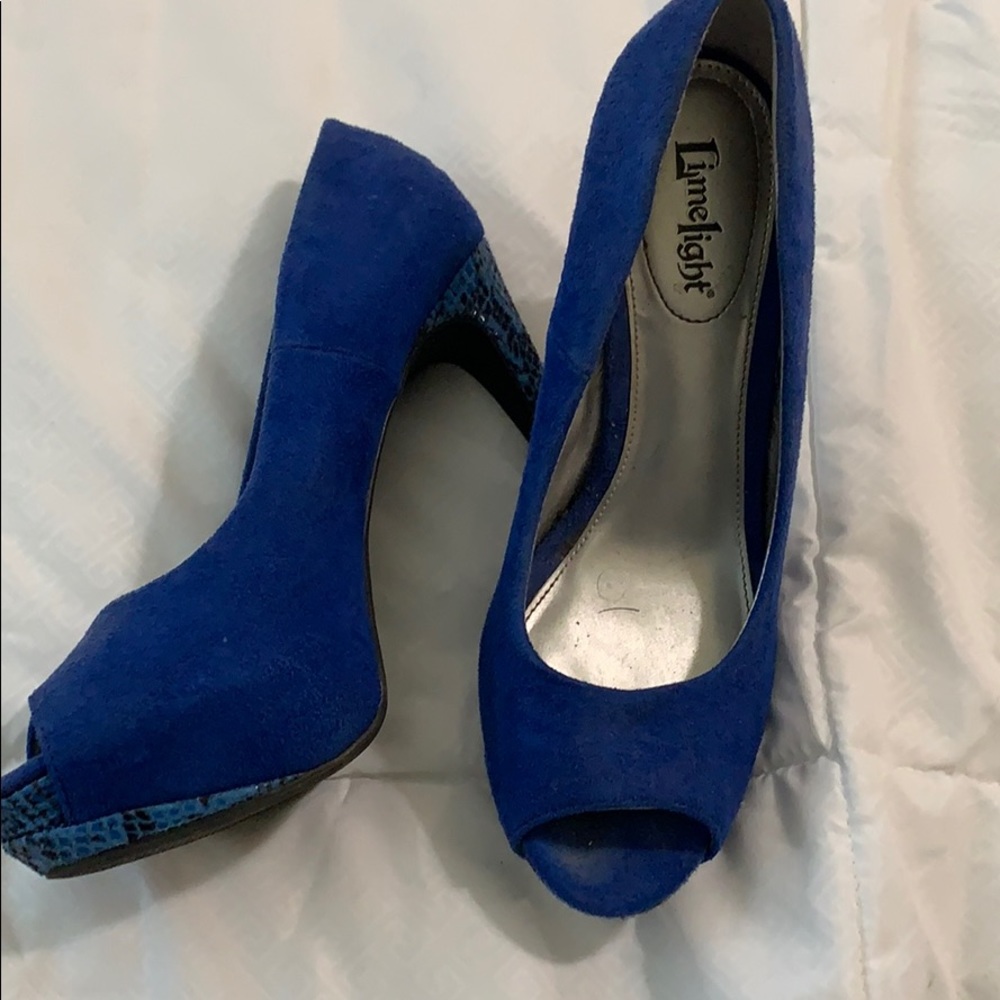 Blue open toed pumps